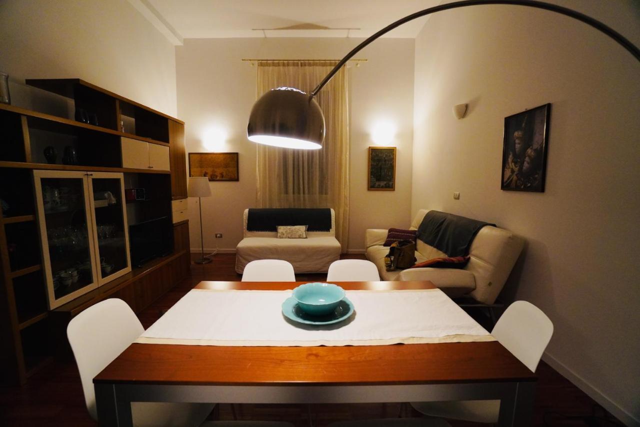 A Casa Di Enza Lägenhet Bologna Exteriör bild